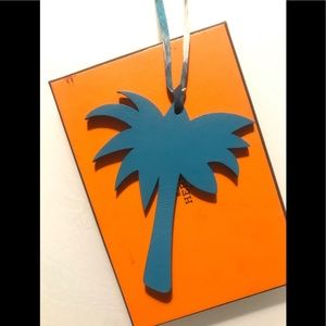 Hermes. Petit PalmTreeCharms.Box includ. Nev used